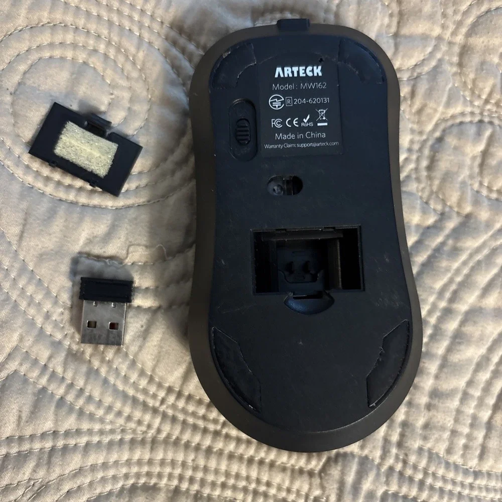 Arteck Slim Wireless Keyboard HW086 & Mouse MW162 Bundle, Rechargeable
